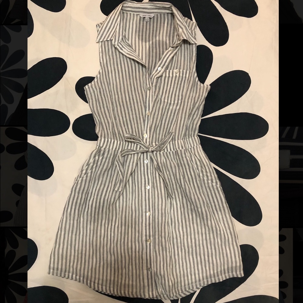 Sleeveless striped dress